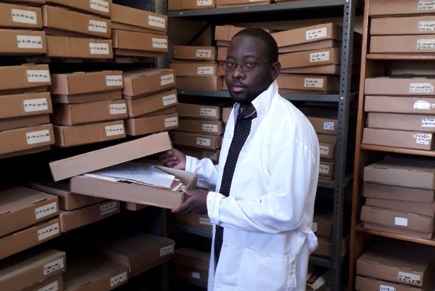 photo FENZA librarian